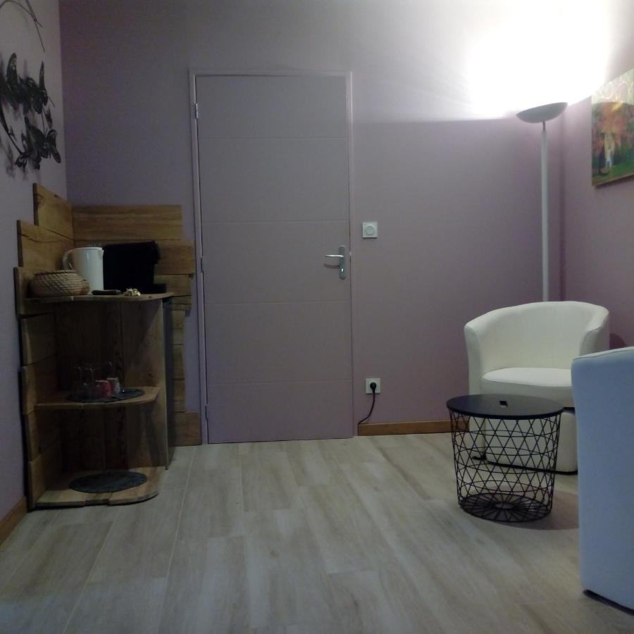 L'Anagramme, Chambres, Table D'Hotes Et Gite Pour Adultes, Naturistes Ou Non ! Cindre Exterior photo