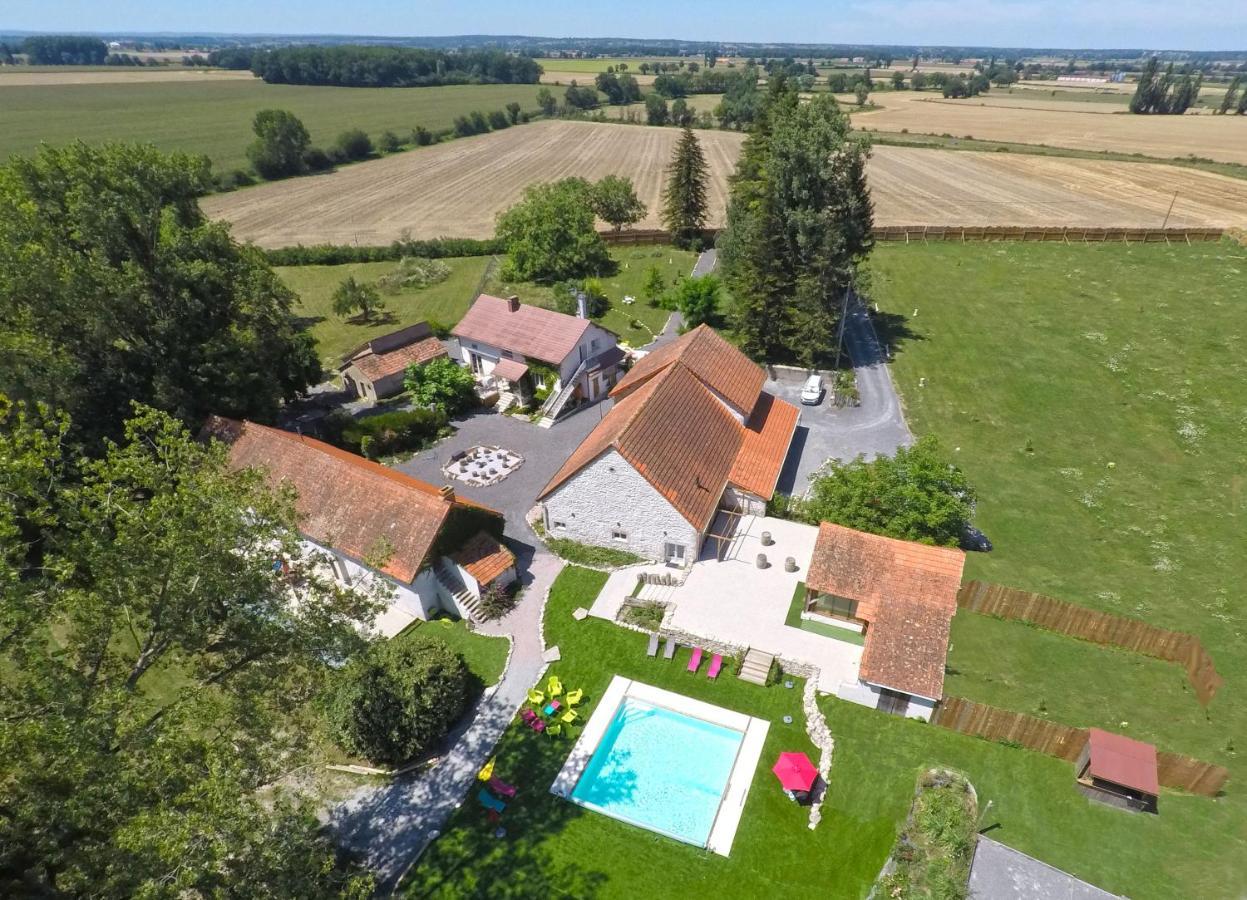 L'Anagramme, Chambres, Table D'Hotes Et Gite Pour Adultes, Naturistes Ou Non ! Cindre Exterior photo