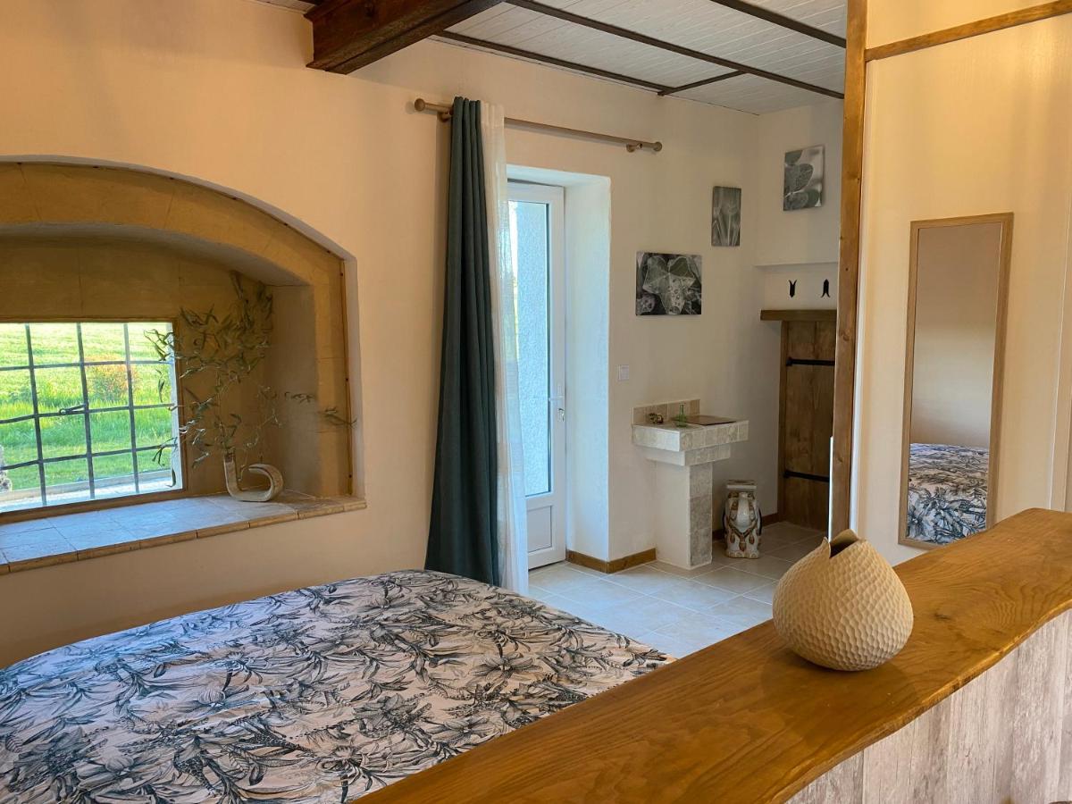 L'Anagramme, Chambres, Table D'Hotes Et Gite Pour Adultes, Naturistes Ou Non ! Cindre Exterior photo
